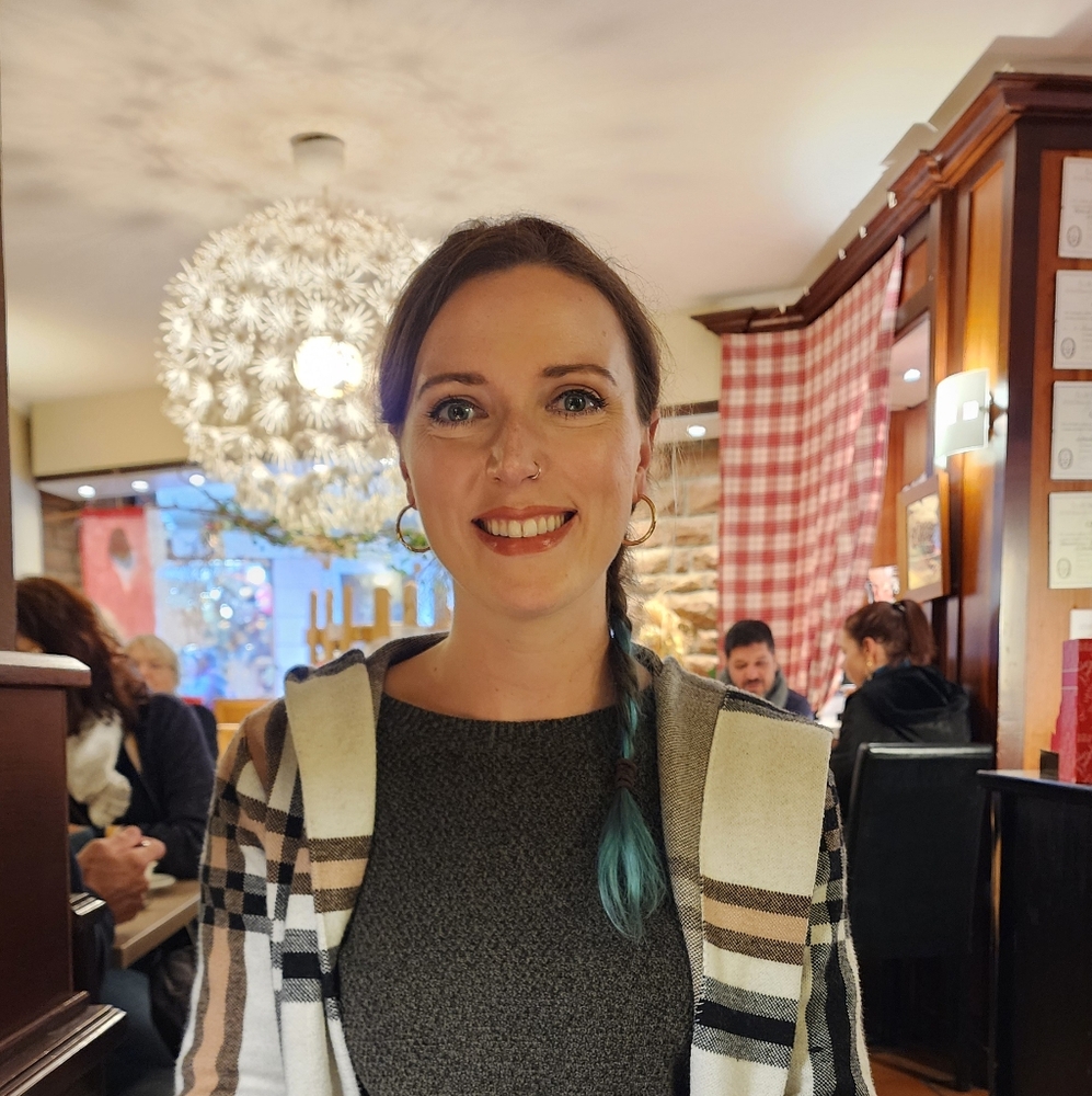 Meet your Posher, Tanya